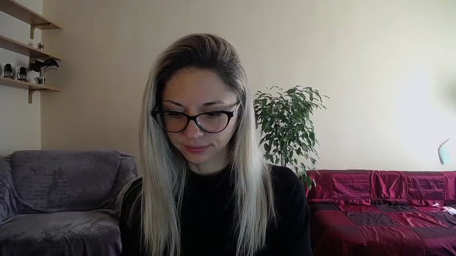 Gallery image thumbnail from Sunshine_alis's myfreecams stream on, 10/02/2024, 13:09 image 14 of 20
