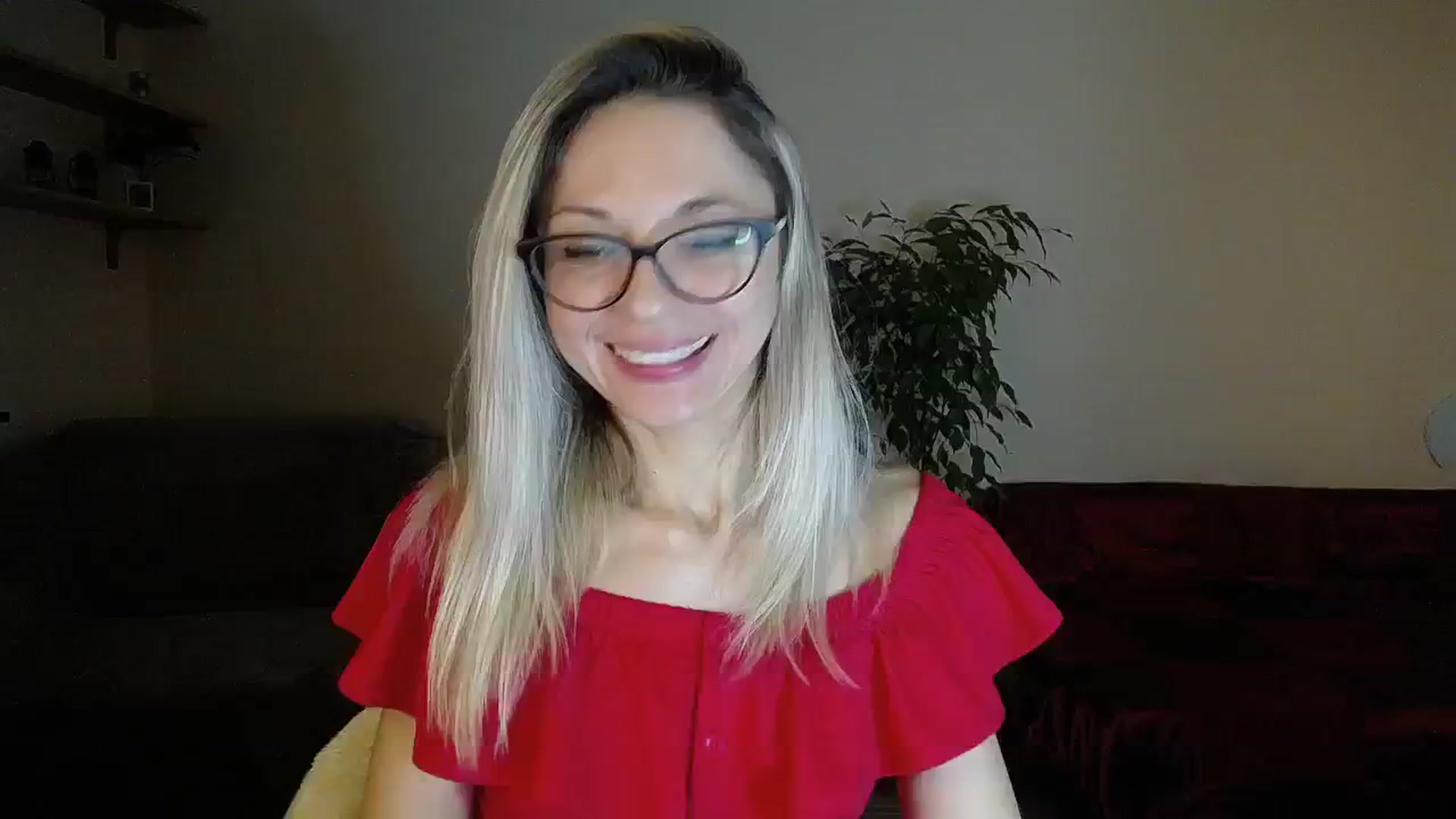 Gallery image thumbnail from Sunshine_alis's myfreecams stream on, 10/05/2024, 17:30 image 8 of 20