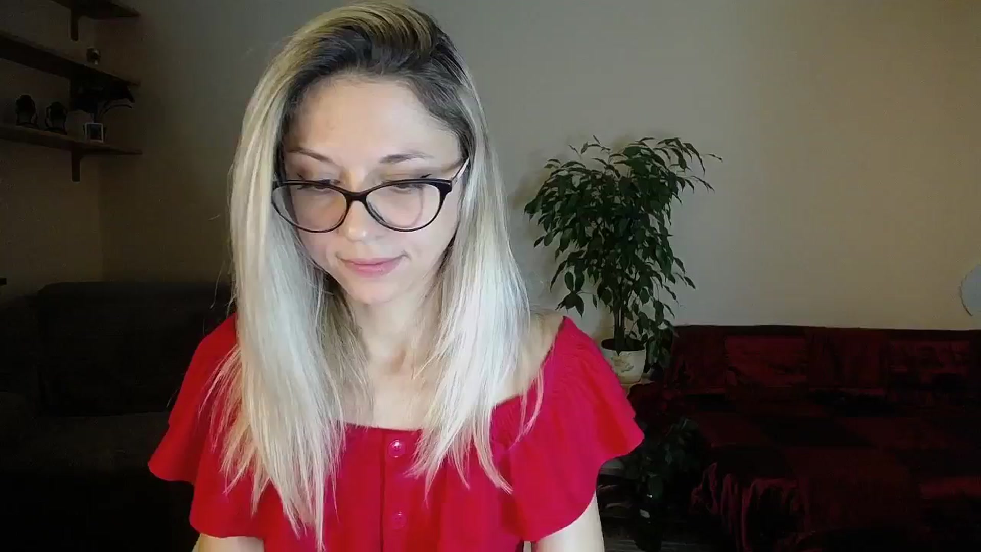 Gallery image thumbnail from Sunshine_alis's myfreecams stream on, 10/05/2024, 17:30 image 11 of 20