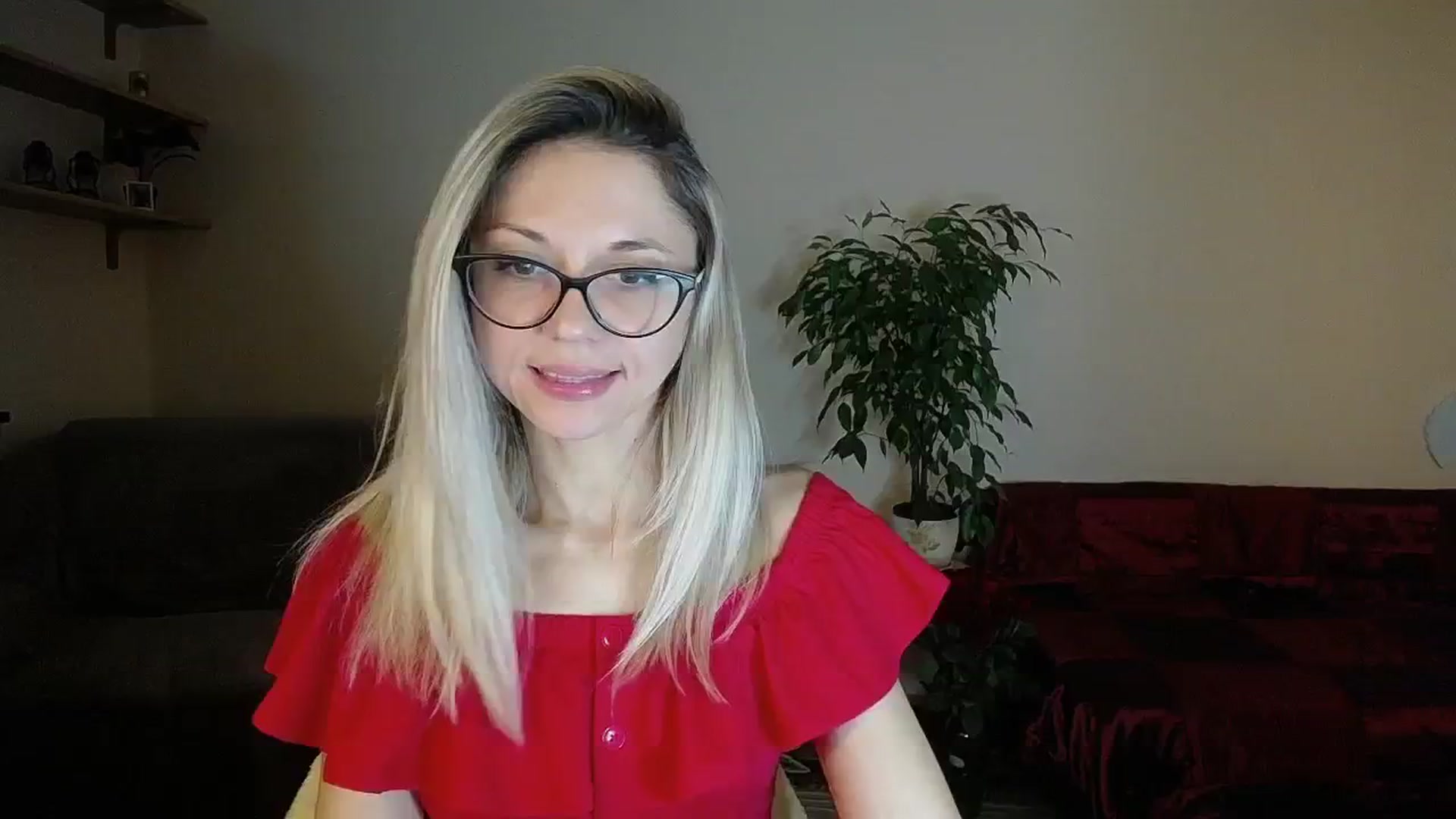 Gallery image thumbnail from Sunshine_alis's myfreecams stream on, 10/05/2024, 17:30 image 3 of 20