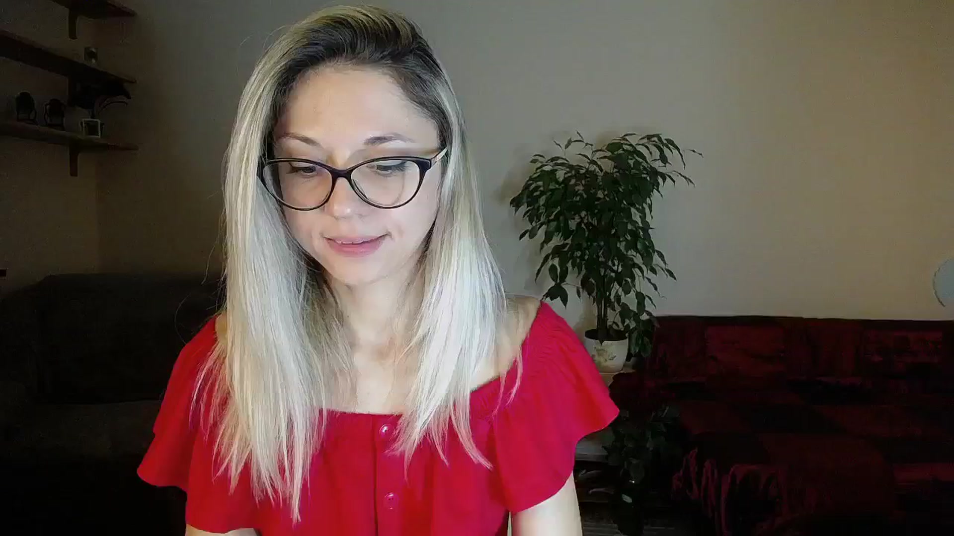 Gallery image thumbnail from Sunshine_alis's myfreecams stream on, 10/05/2024, 17:30 image 10 of 20