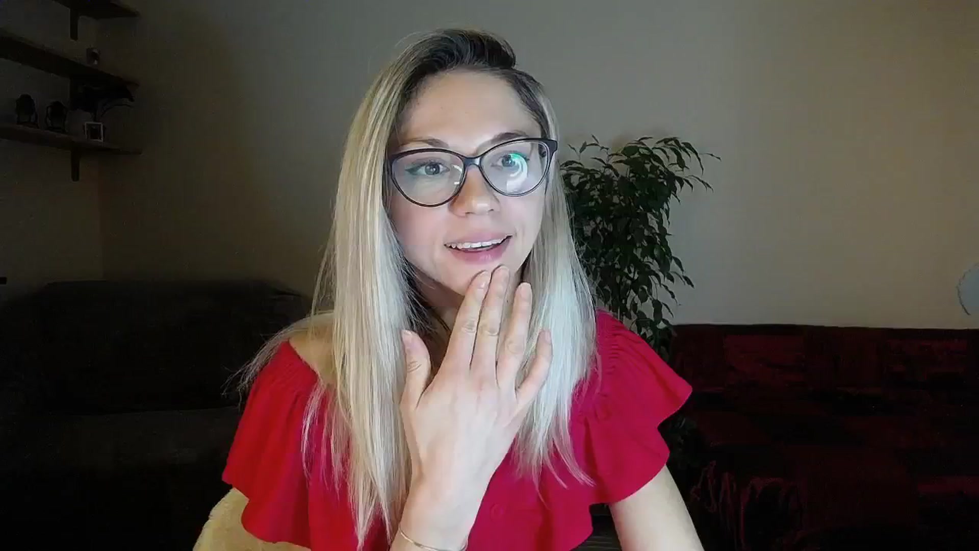 Gallery image thumbnail from Sunshine_alis's myfreecams stream on, 10/05/2024, 17:30 image 9 of 20
