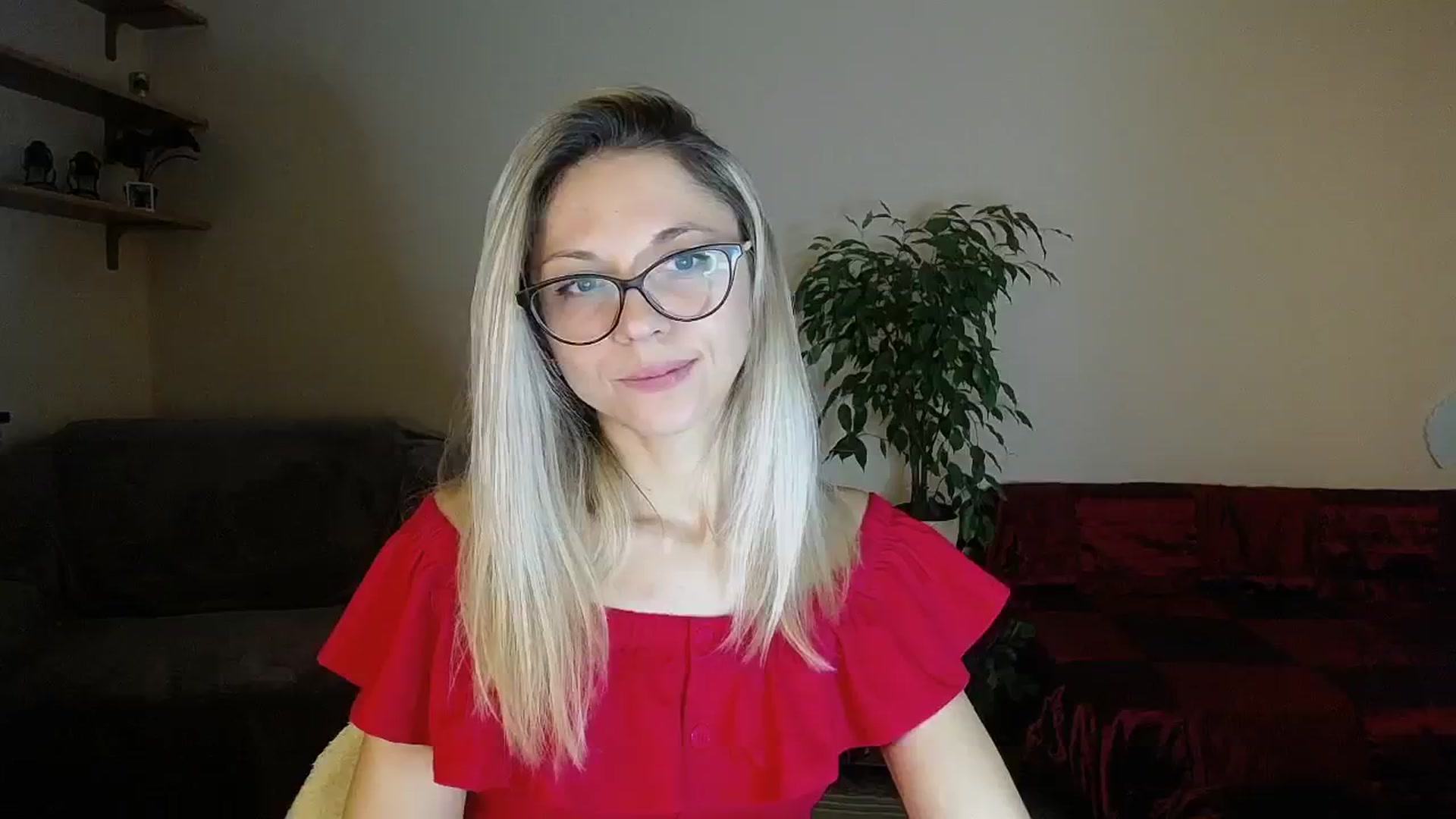Gallery image thumbnail from Sunshine_alis's myfreecams stream on, 10/05/2024, 17:30 image 1 of 20