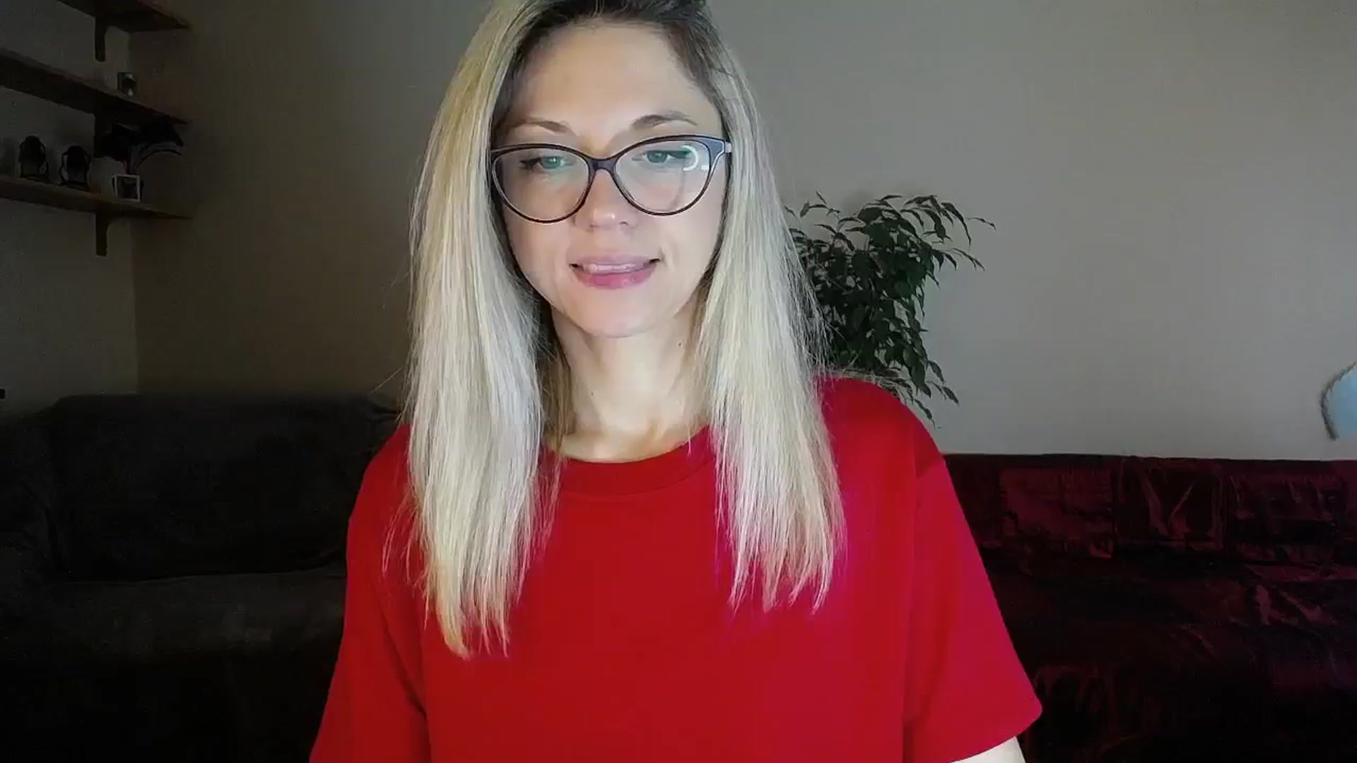 Gallery image thumbnail from Sunshine_alis's myfreecams stream on, 10/06/2024, 14:39 image 12 of 20