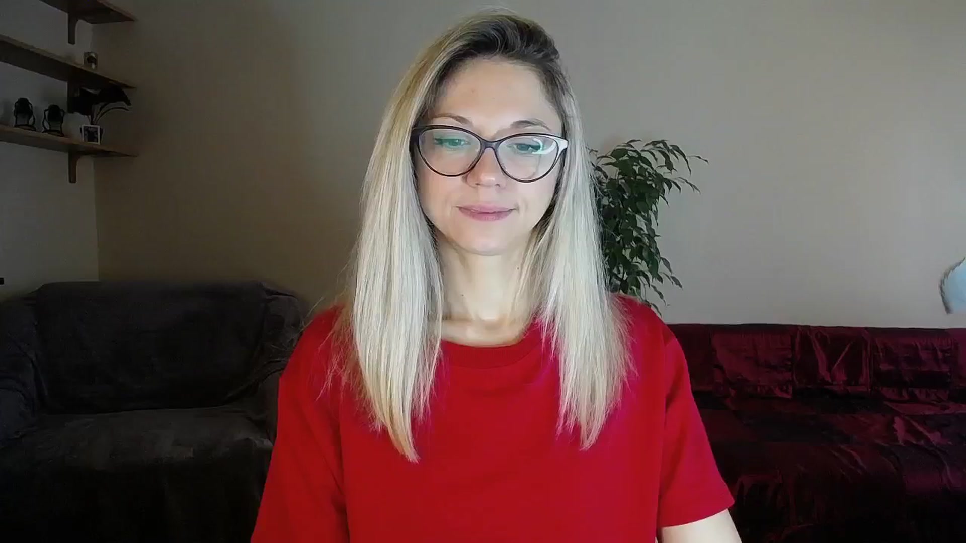 Gallery image thumbnail from Sunshine_alis's myfreecams stream on, 10/06/2024, 14:39 image 3 of 20