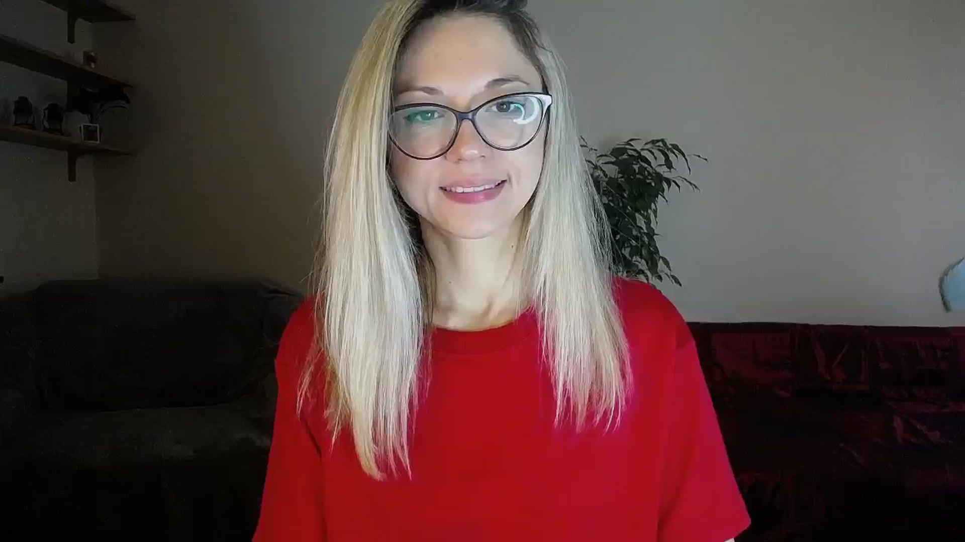 Gallery image thumbnail from Sunshine_alis's myfreecams stream on, 10/06/2024, 14:39 image 13 of 20