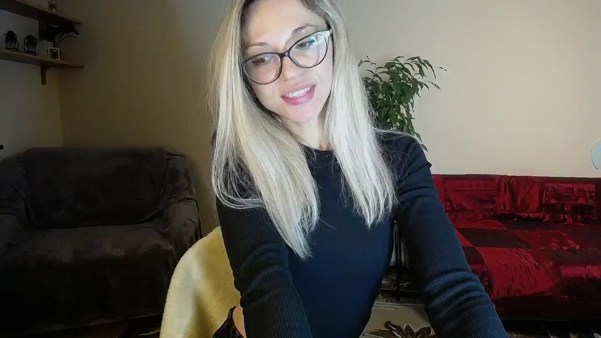 Gallery image thumbnail from Sunshine_alis's myfreecams stream on, 10/06/2024, 17:40 image 7 of 20