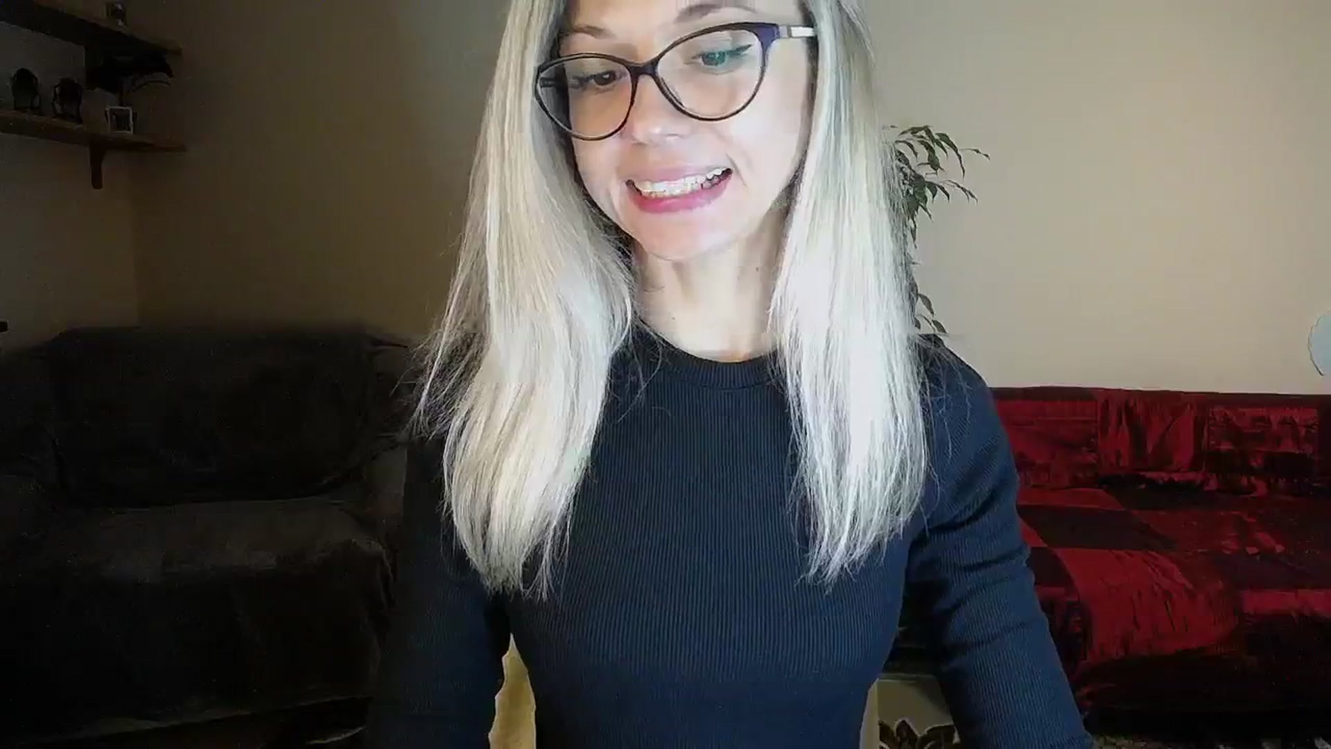 Gallery image thumbnail from Sunshine_alis's myfreecams stream on, 10/06/2024, 17:40 image 11 of 20
