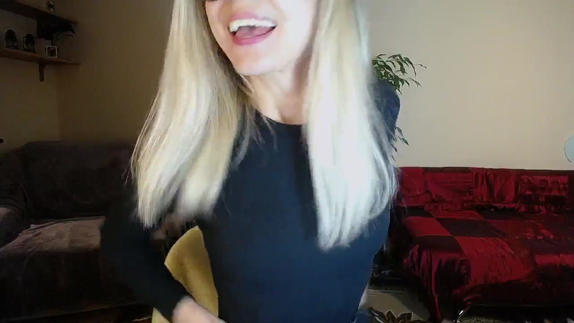 Gallery image thumbnail from Sunshine_alis's myfreecams stream on, 10/06/2024, 17:40 image 9 of 20