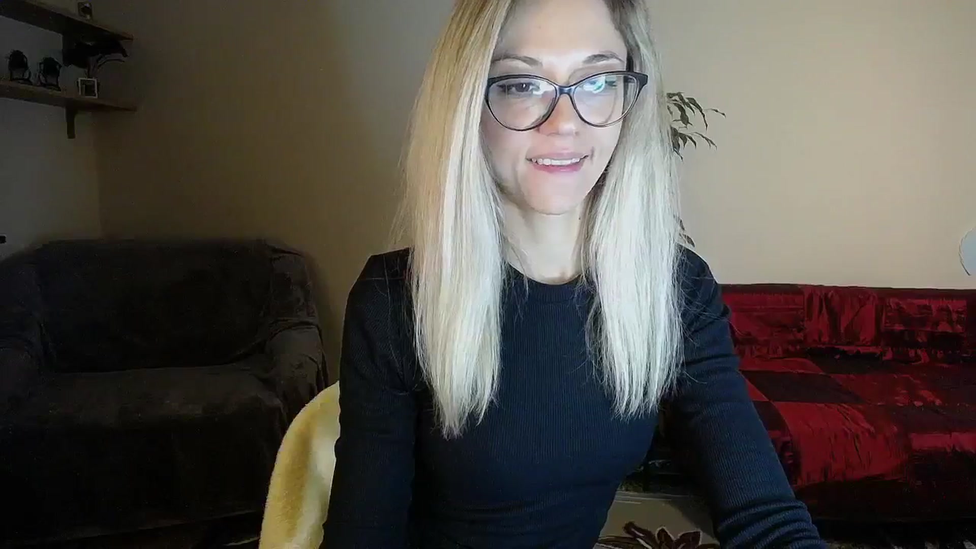 Gallery image thumbnail from Sunshine_alis's myfreecams stream on, 10/06/2024, 17:40 image 8 of 20