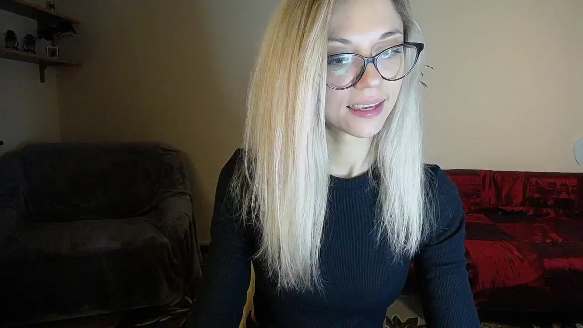 Gallery image thumbnail from Sunshine_alis's myfreecams stream on, 10/06/2024, 17:40 image 17 of 20