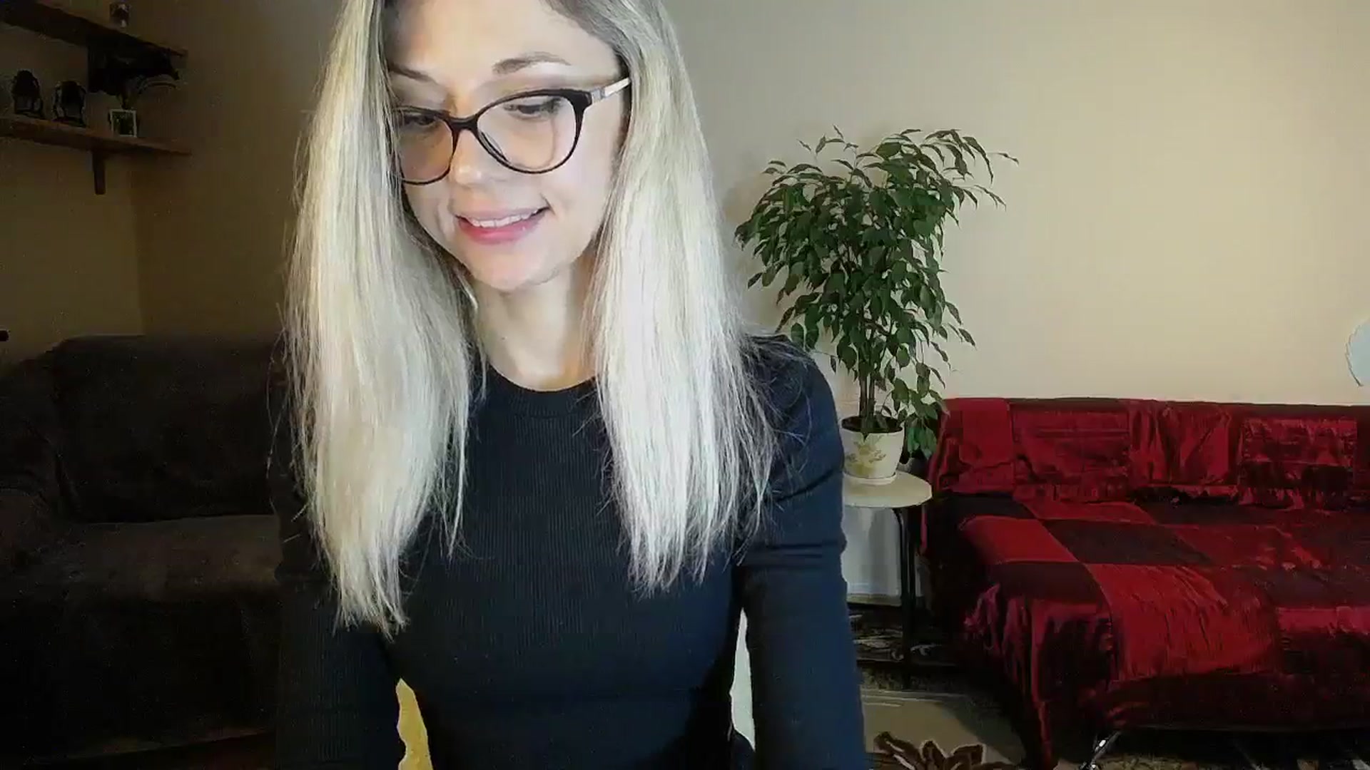 Gallery image thumbnail from Sunshine_alis's myfreecams stream on, 10/06/2024, 17:40 image 3 of 20