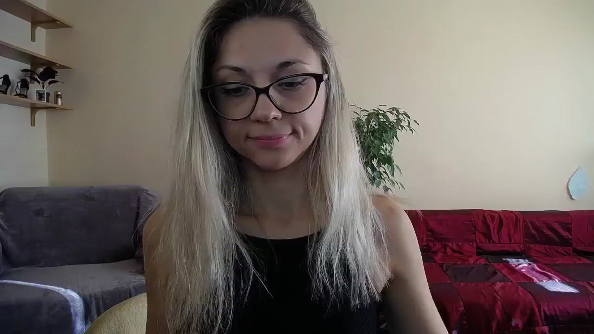 Gallery image thumbnail from Sunshine_alis's myfreecams stream on, 10/08/2024, 13:57 image 3 of 20