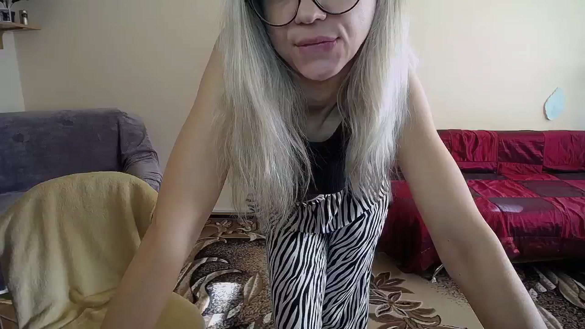 Gallery image thumbnail from Sunshine_alis's myfreecams stream on, 10/08/2024, 13:57 image 18 of 20