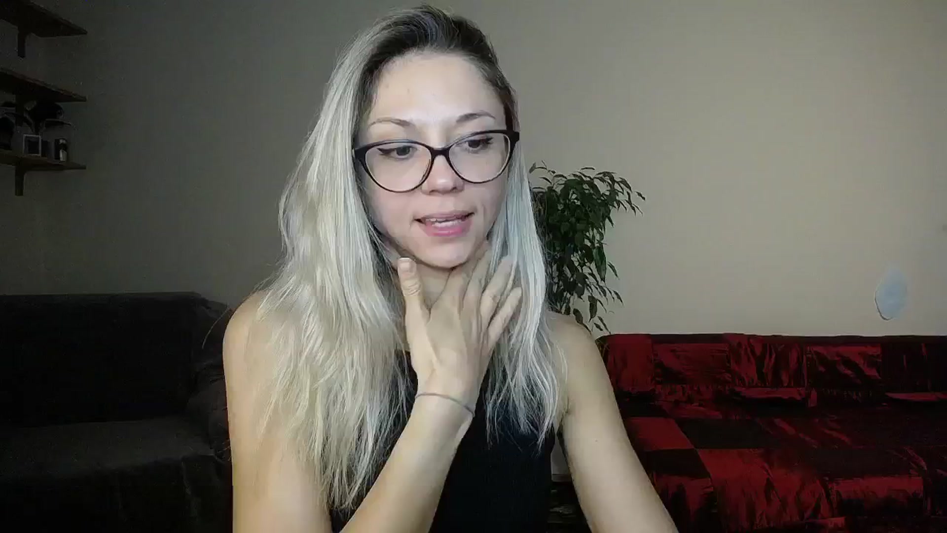 Gallery image thumbnail from Sunshine_alis's myfreecams stream on, 10/08/2024, 16:45 image 10 of 20