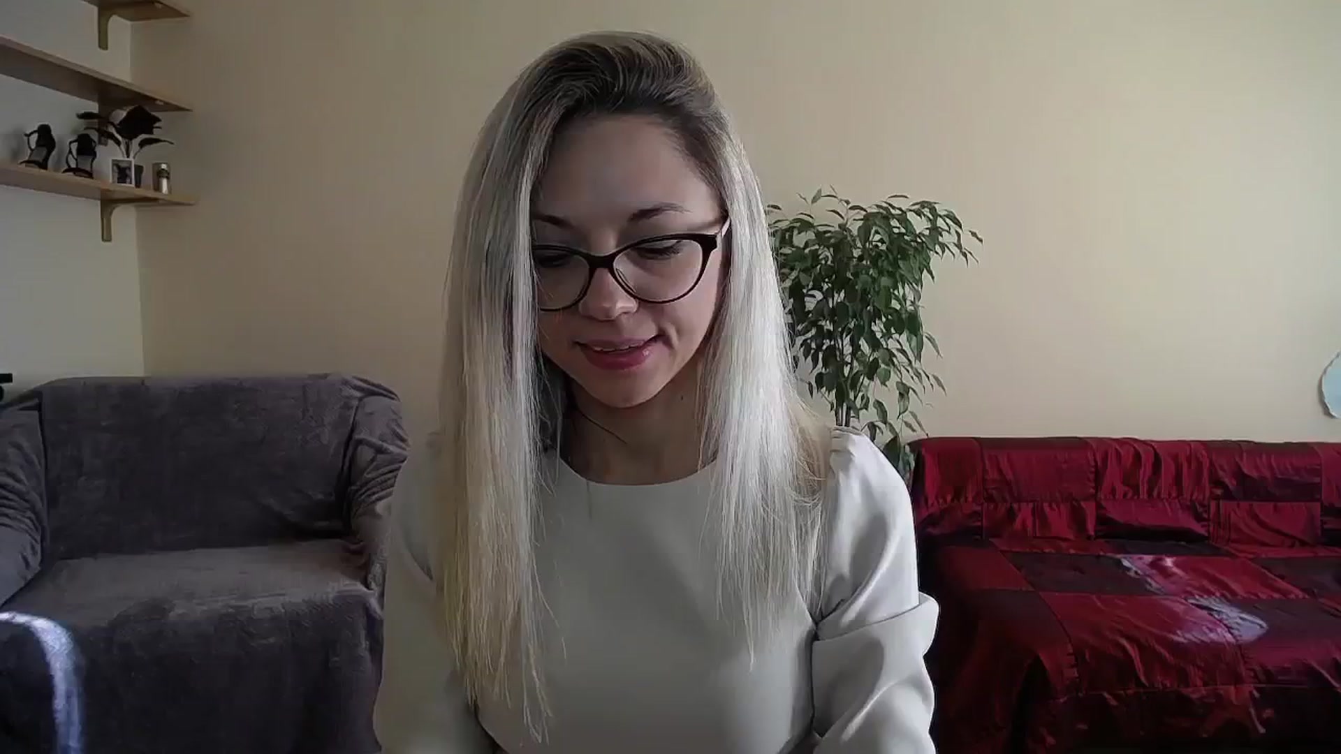 Gallery image thumbnail from Sunshine_alis's myfreecams stream on, 10/09/2024, 14:18 image 1 of 20