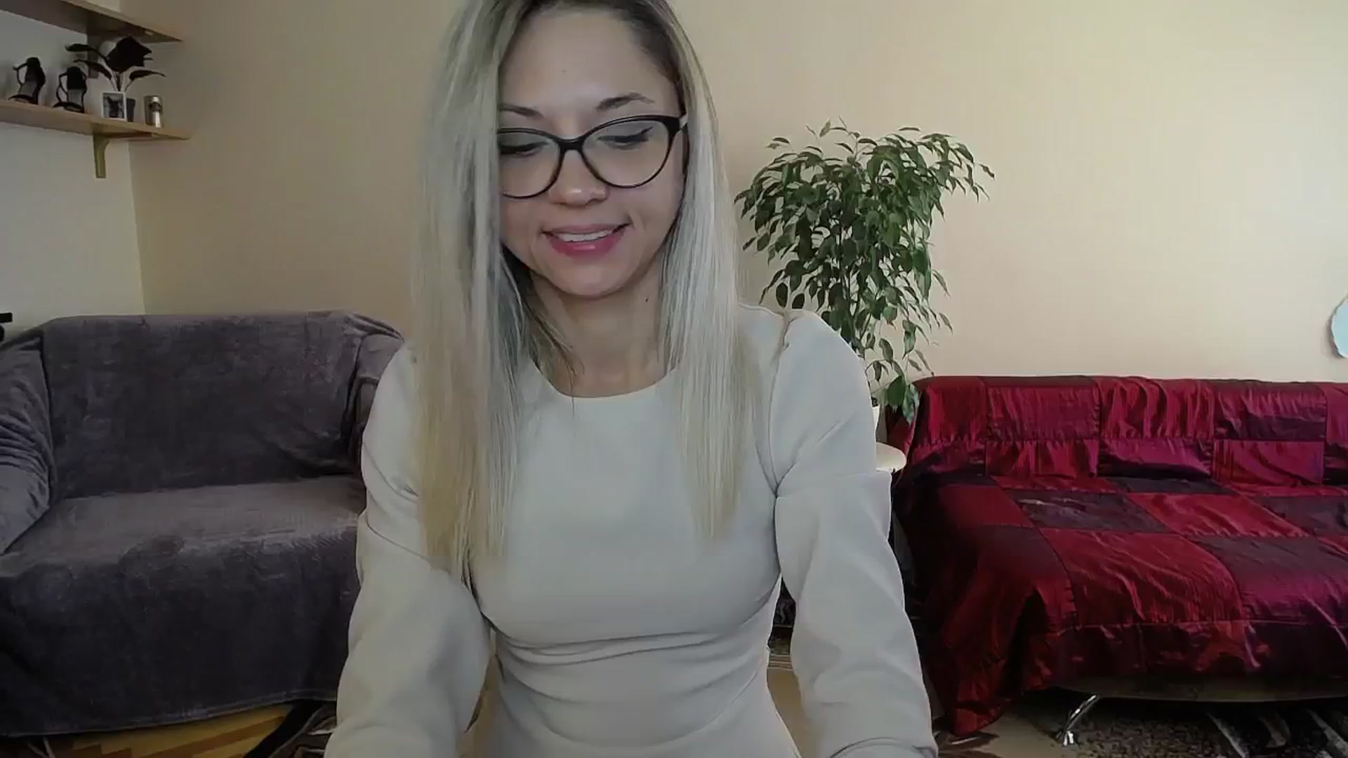 Gallery image thumbnail from Sunshine_alis's myfreecams stream on, 10/09/2024, 14:18 image 15 of 20