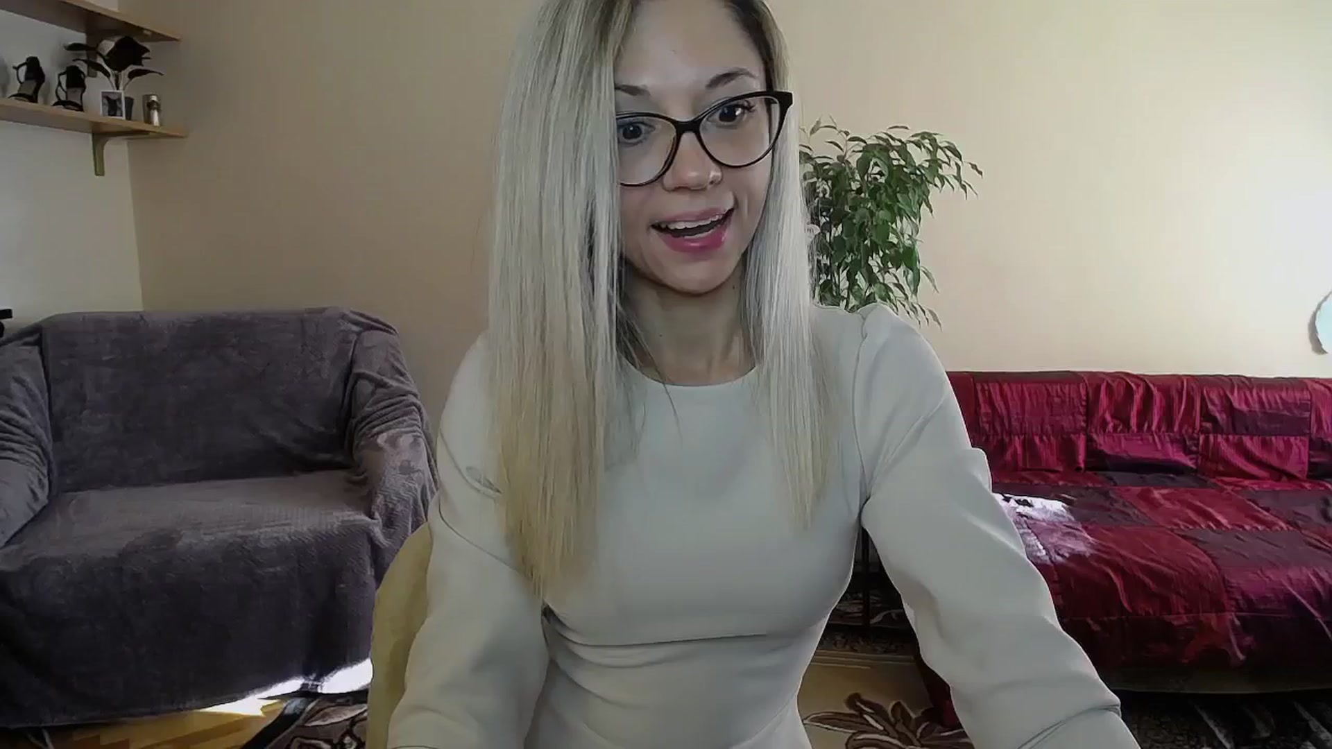 Gallery image thumbnail from Sunshine_alis's myfreecams stream on, 10/09/2024, 14:18 image 19 of 20