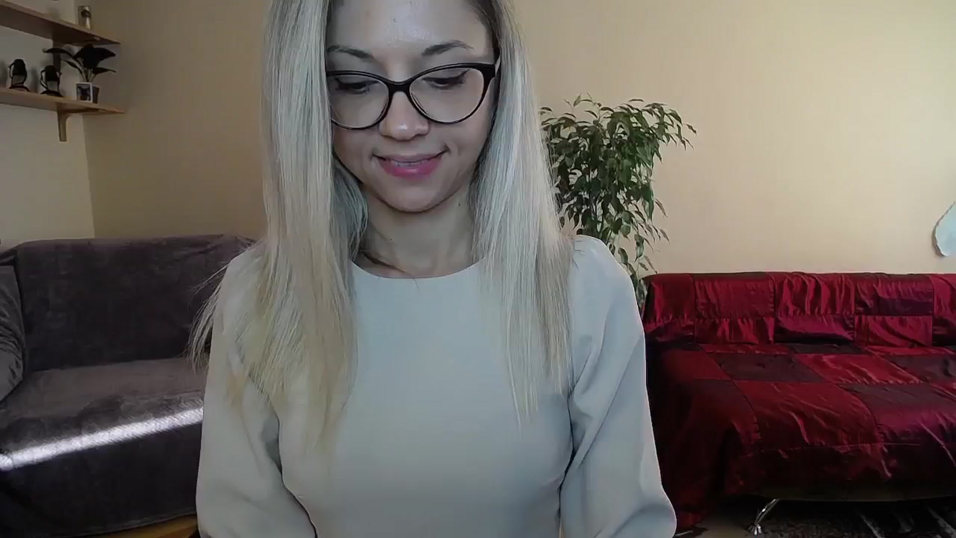 Gallery image thumbnail from Sunshine_alis's myfreecams stream on, 10/09/2024, 15:48 image 3 of 20