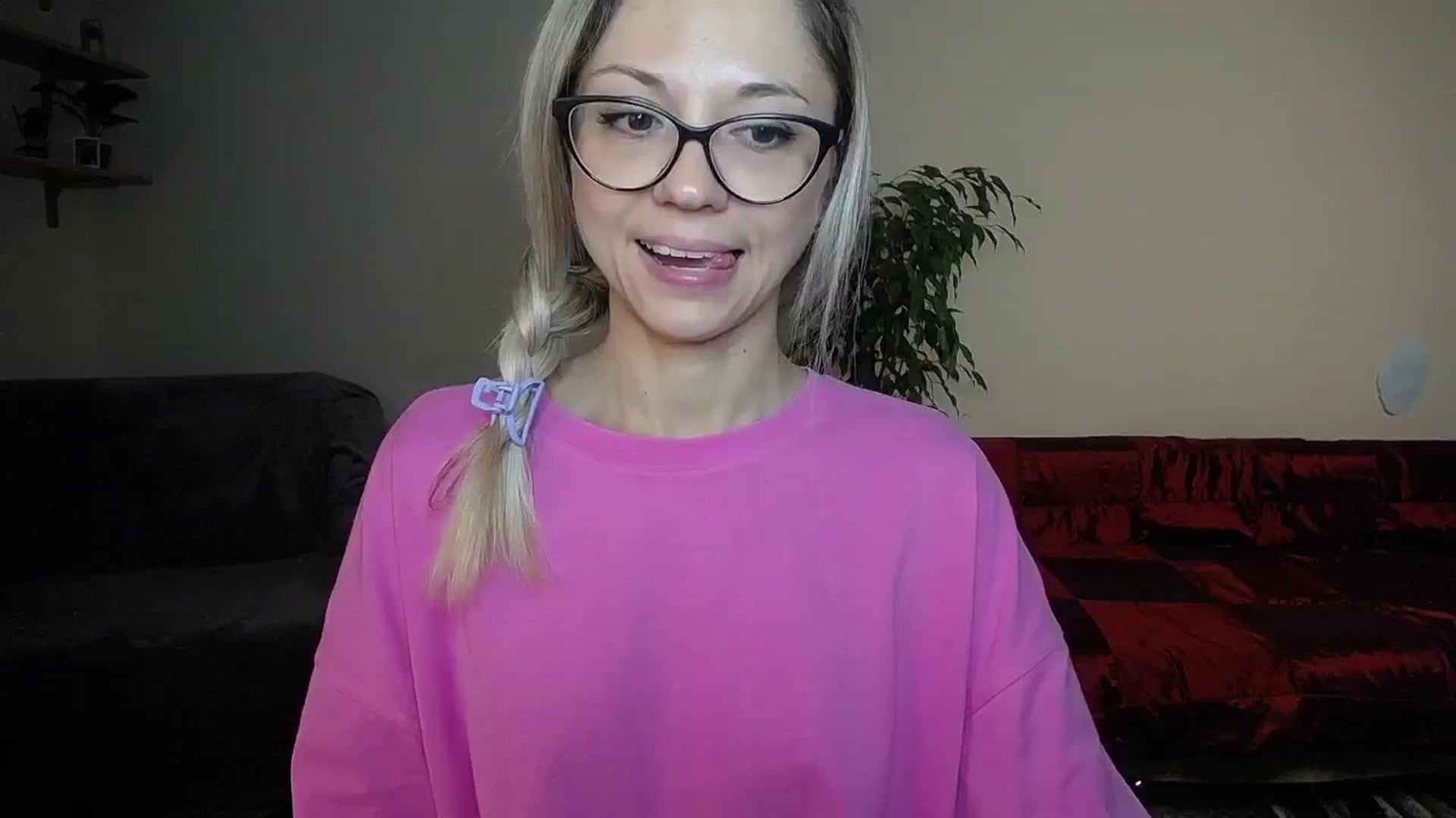 Gallery image thumbnail from Sunshine_alis's myfreecams stream on, 10/11/2024, 16:18 image 13 of 20