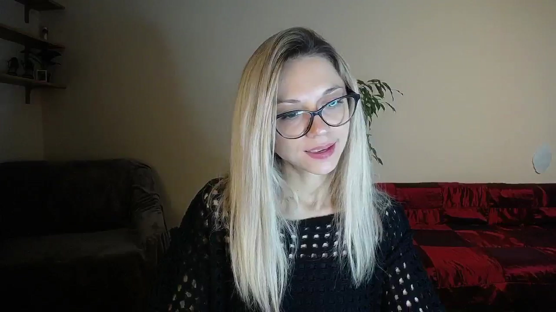 Gallery image thumbnail from Sunshine_alis's myfreecams stream on, 10/13/2024, 18:26 image 15 of 20