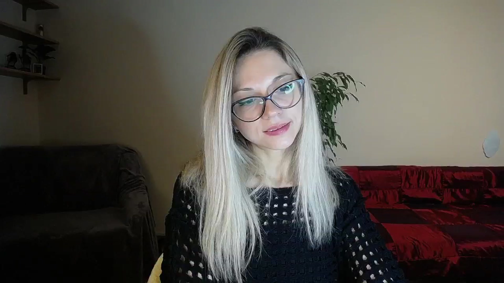 Gallery image thumbnail from Sunshine_alis's myfreecams stream on, 10/13/2024, 18:26 image 12 of 20