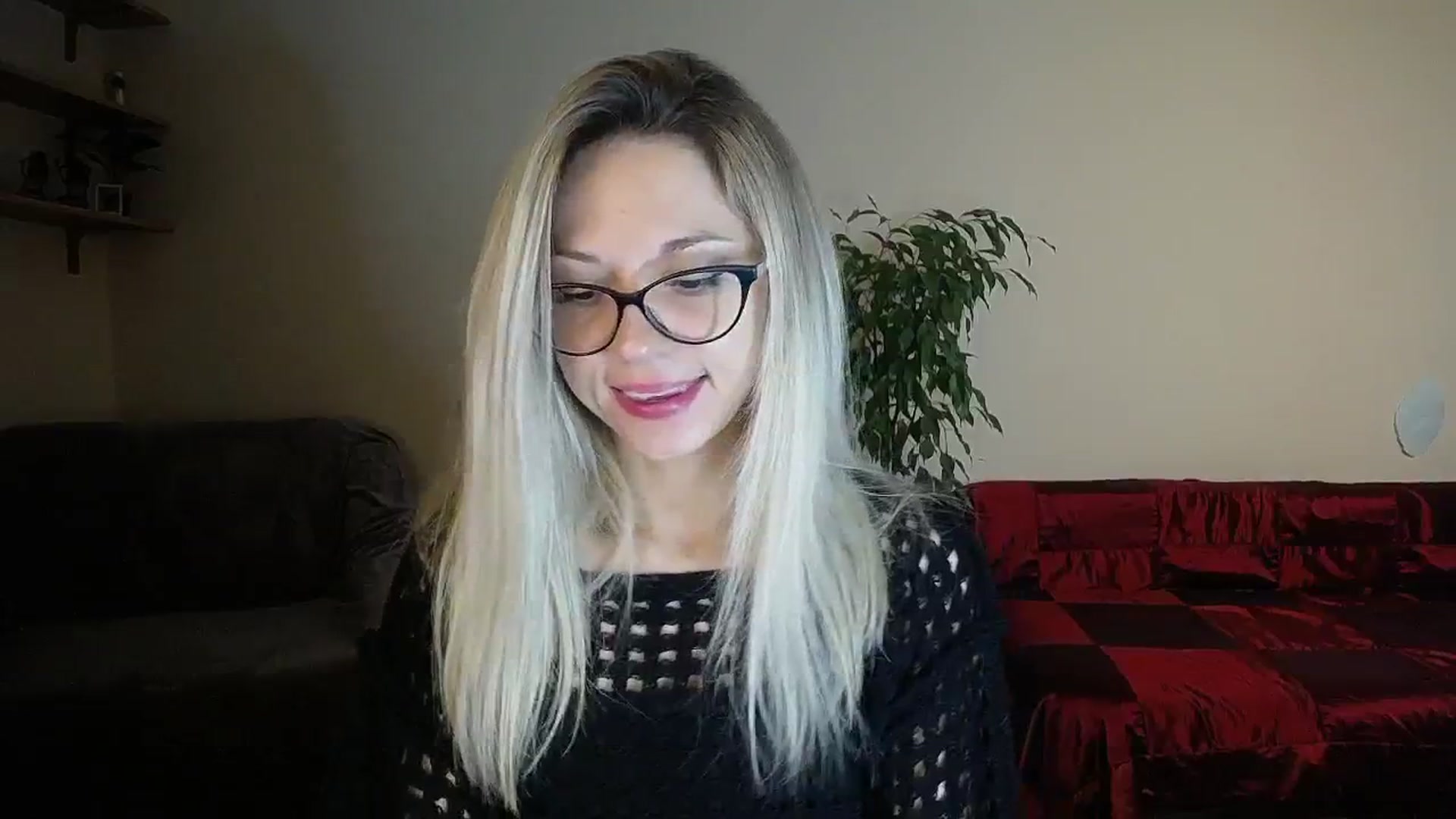 Gallery image thumbnail from Sunshine_alis's myfreecams stream on, 10/13/2024, 18:26 image 13 of 20