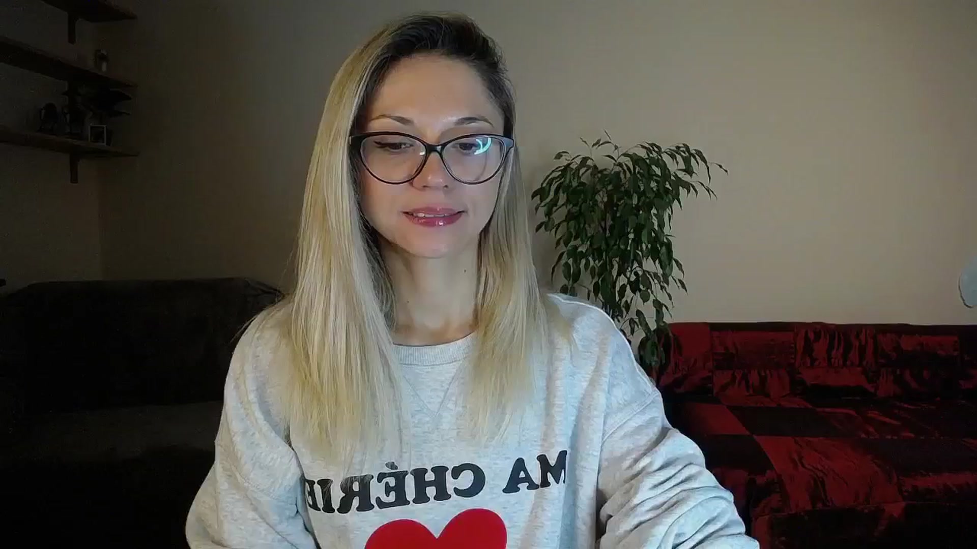Gallery image thumbnail from Sunshine_alis's myfreecams stream on, 10/15/2024, 16:01 image 1 of 20