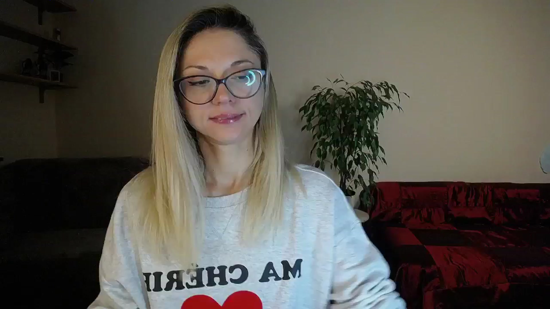 Gallery image thumbnail from Sunshine_alis's myfreecams stream on, 10/15/2024, 16:01 image 4 of 20
