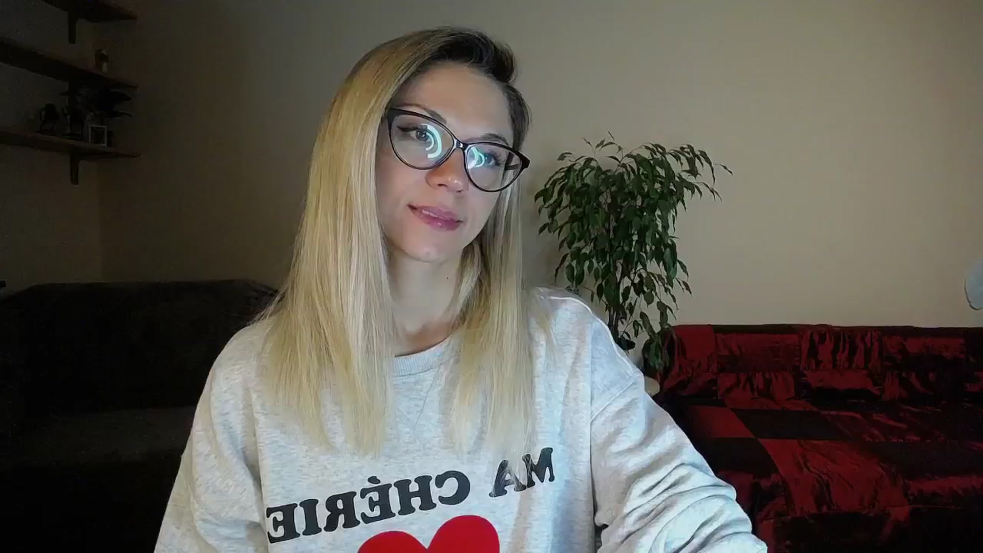 Gallery image thumbnail from Sunshine_alis's myfreecams stream on, 10/15/2024, 16:01 image 11 of 20