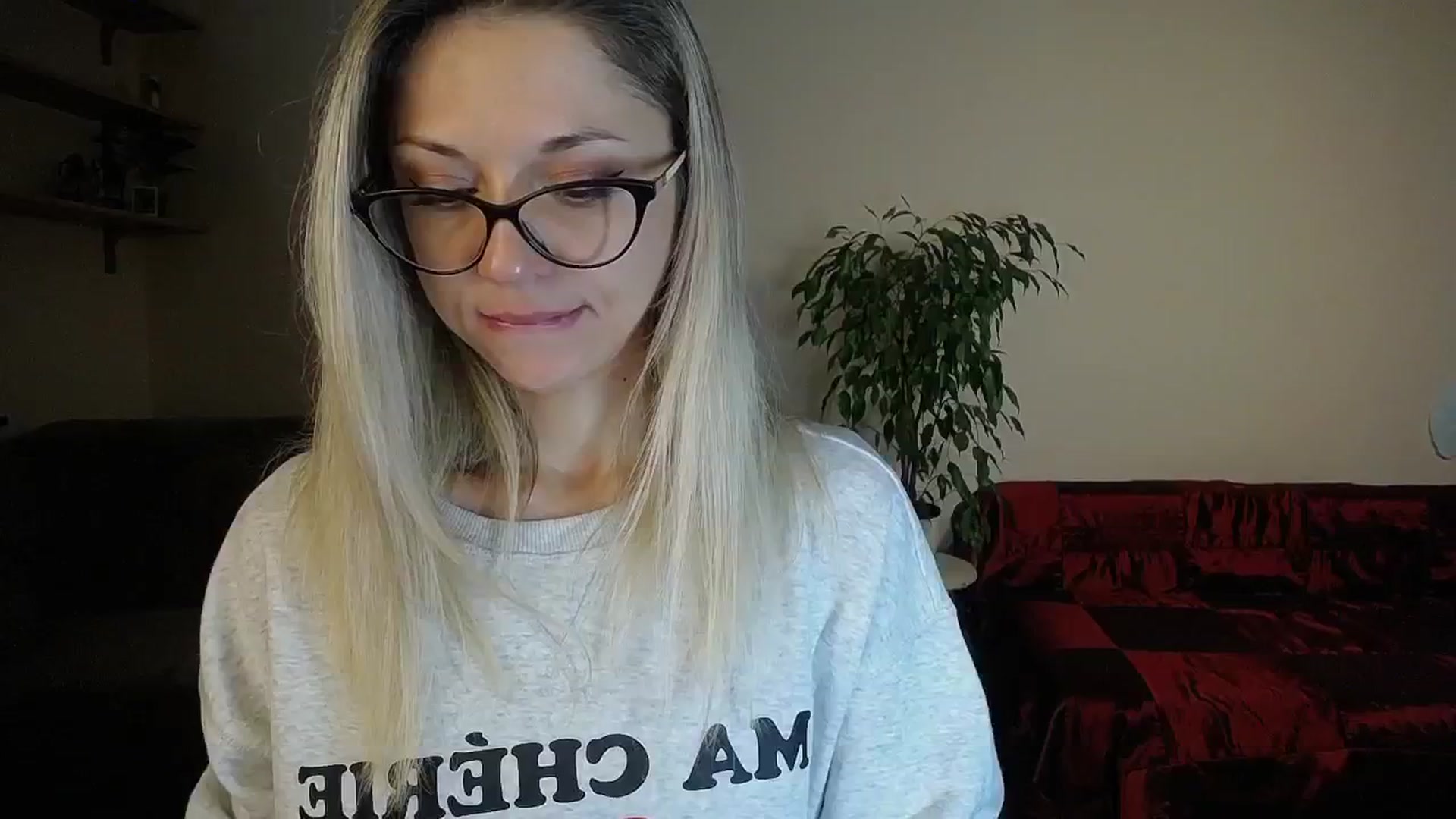 Gallery image thumbnail from Sunshine_alis's myfreecams stream on, 10/15/2024, 16:01 image 19 of 20