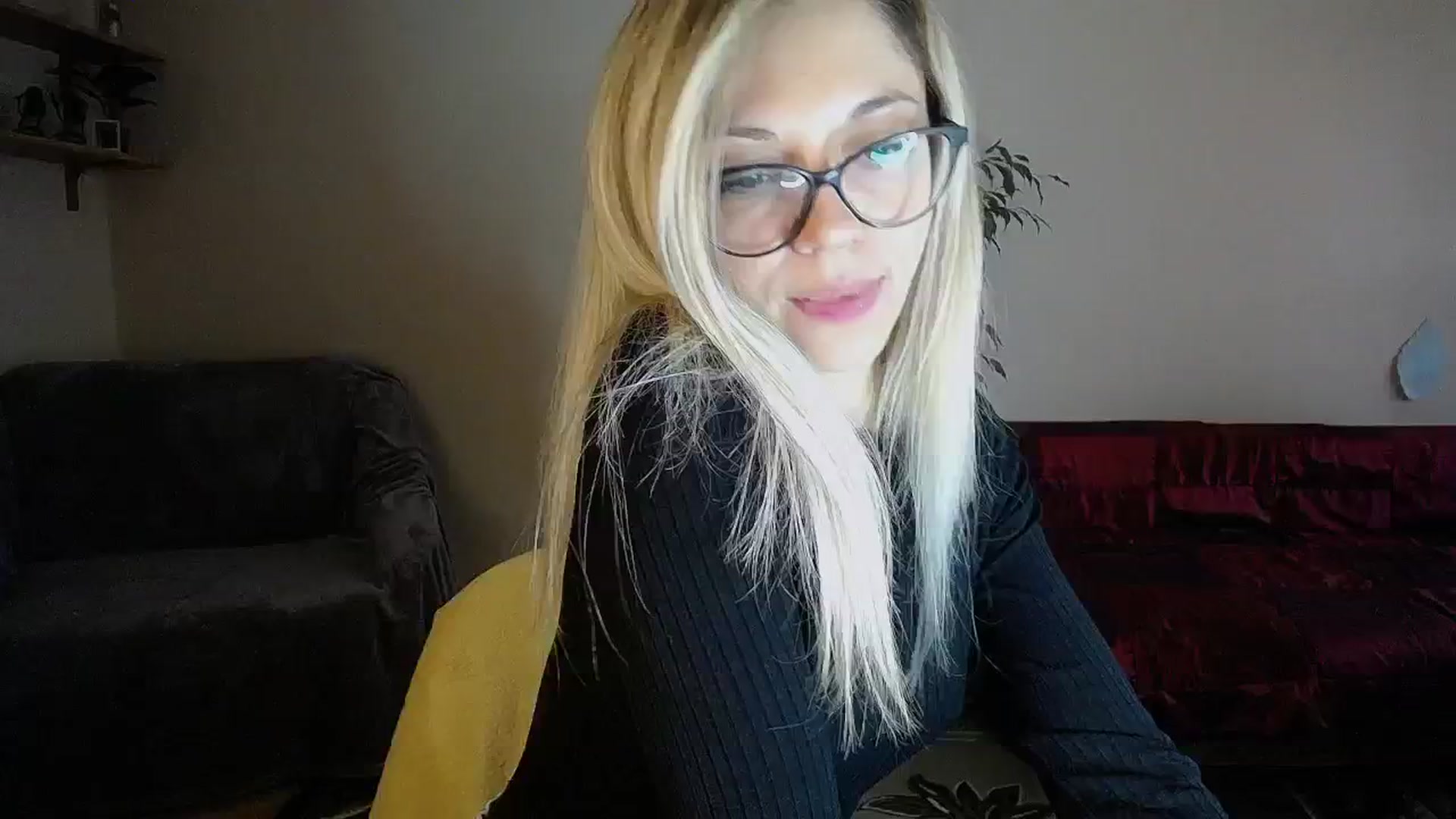Gallery image thumbnail from Sunshine_alis's myfreecams stream on, 10/19/2024, 15:55 image 9 of 20
