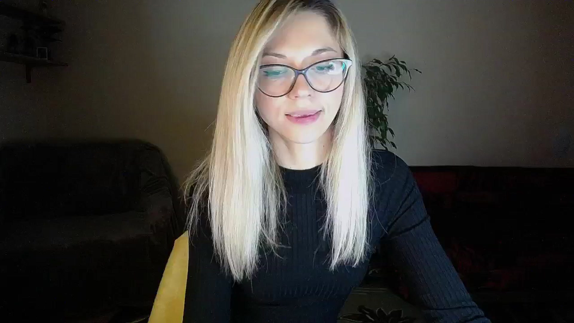 Gallery image thumbnail from Sunshine_alis's myfreecams stream on, 10/19/2024, 15:55 image 17 of 20