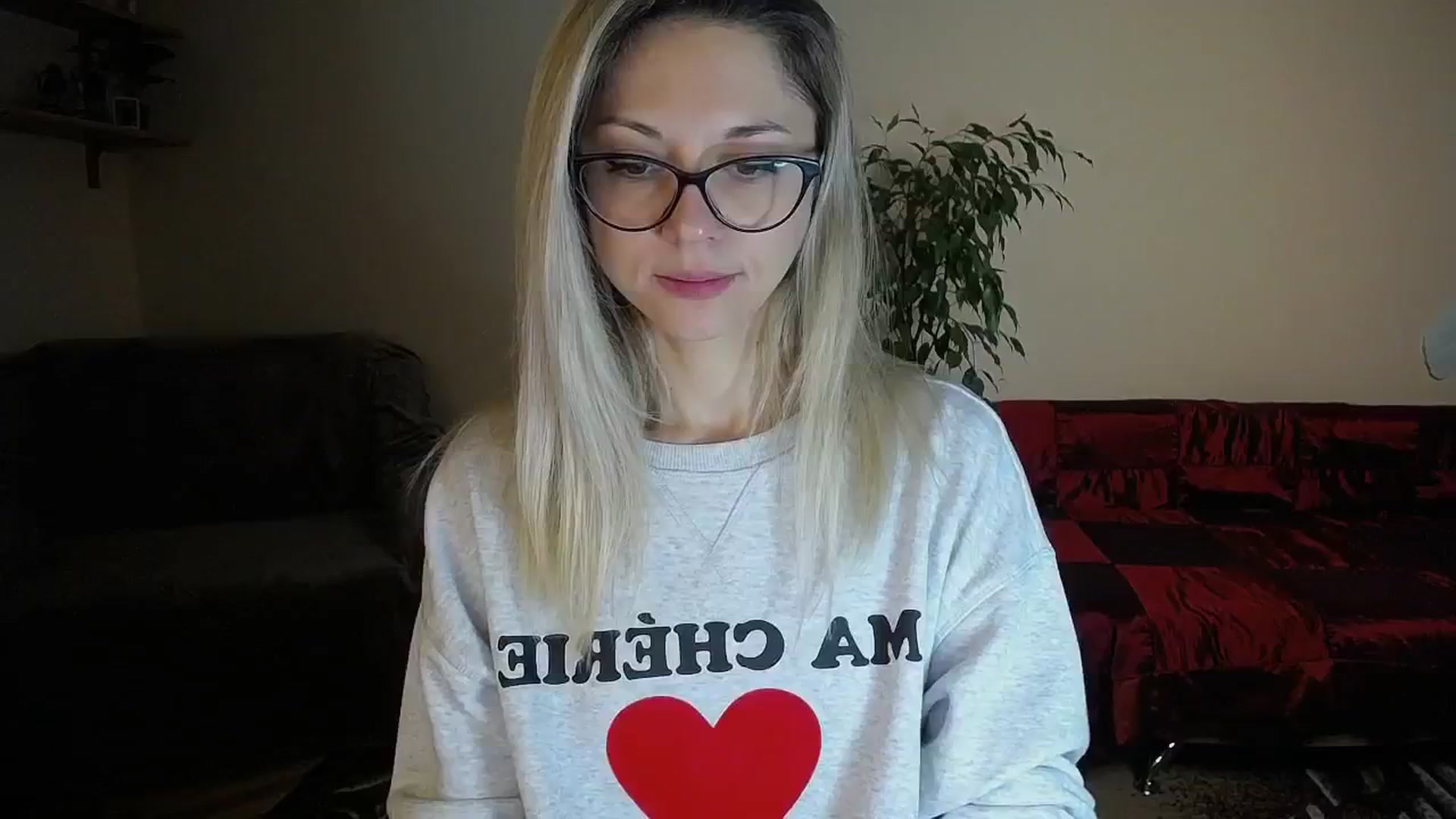 Gallery image thumbnail from Sunshine_alis's myfreecams stream on, 10/20/2024, 16:11 image 5 of 20