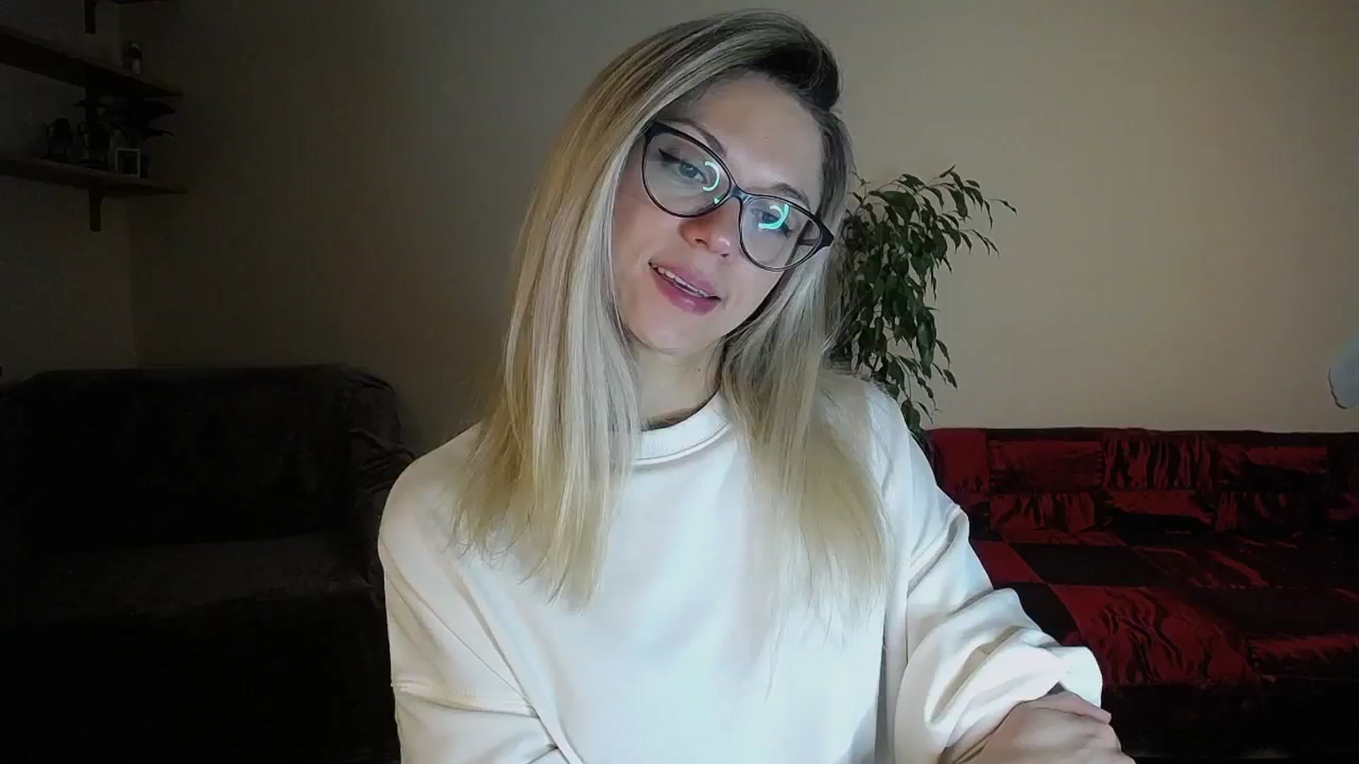 Gallery image thumbnail from Sunshine_alis's myfreecams stream on, 10/22/2024, 16:27 image 3 of 20