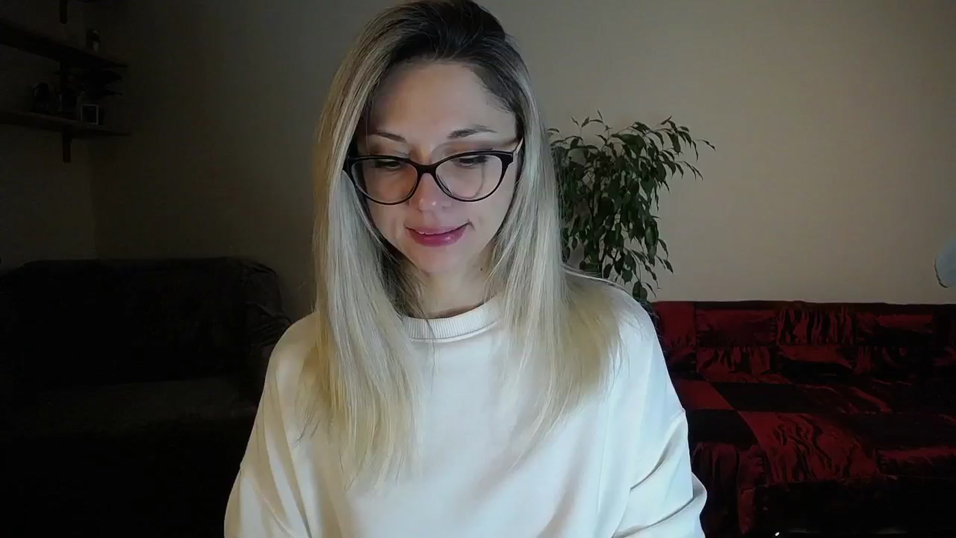 Gallery image thumbnail from Sunshine_alis's myfreecams stream on, 10/22/2024, 16:27 image 5 of 20