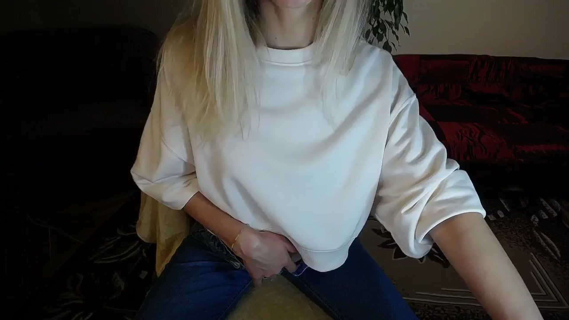 Gallery image thumbnail from Sunshine_alis's myfreecams stream on, 10/22/2024, 16:27 image 14 of 20