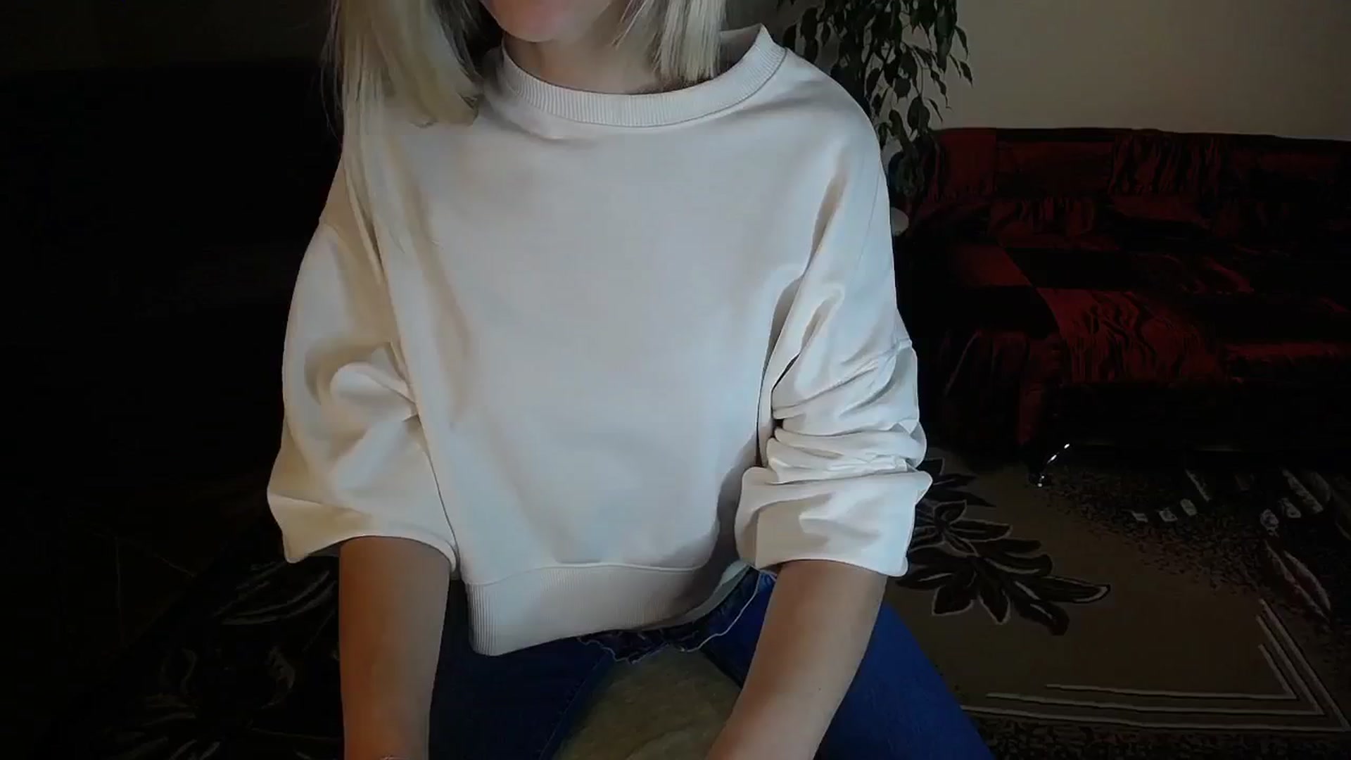 Gallery image thumbnail from Sunshine_alis's myfreecams stream on, 10/22/2024, 16:27 image 12 of 20