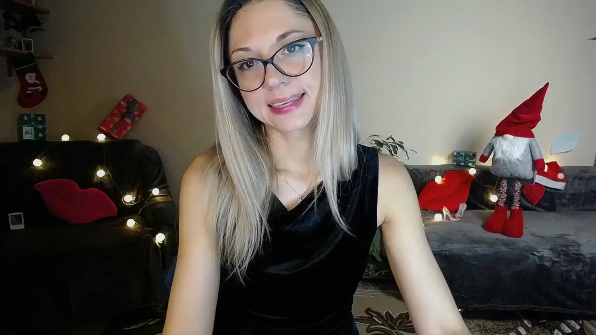 Gallery image thumbnail from Sunshine_alis's myfreecams stream on, 12/26/2024, 15:07 image 12 of 20