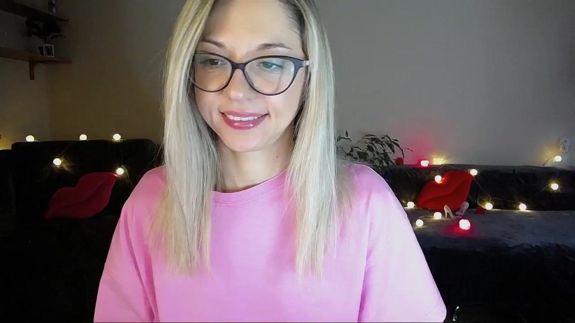 Gallery image thumbnail from Sunshine_alis's myfreecams stream on, 01/14/2025, 15:21 image 4 of 20