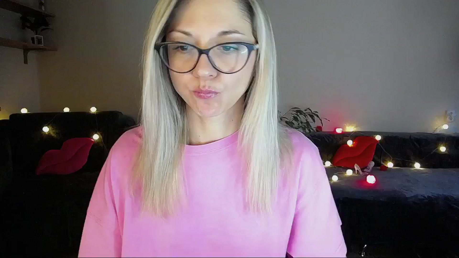 Gallery image thumbnail from Sunshine_alis's myfreecams stream on, 01/14/2025, 15:21 image 1 of 20