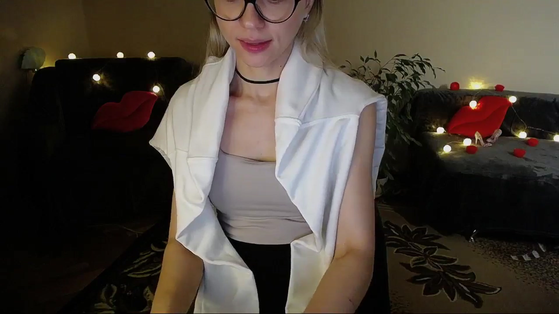 Gallery image thumbnail from Sunshine_alis's myfreecams stream on, 01/18/2025, 20:31 image 3 of 20
