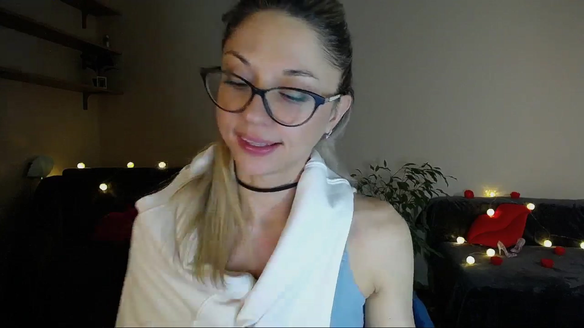 Gallery image thumbnail from Sunshine_alis's myfreecams stream on, 01/18/2025, 20:31 image 10 of 20