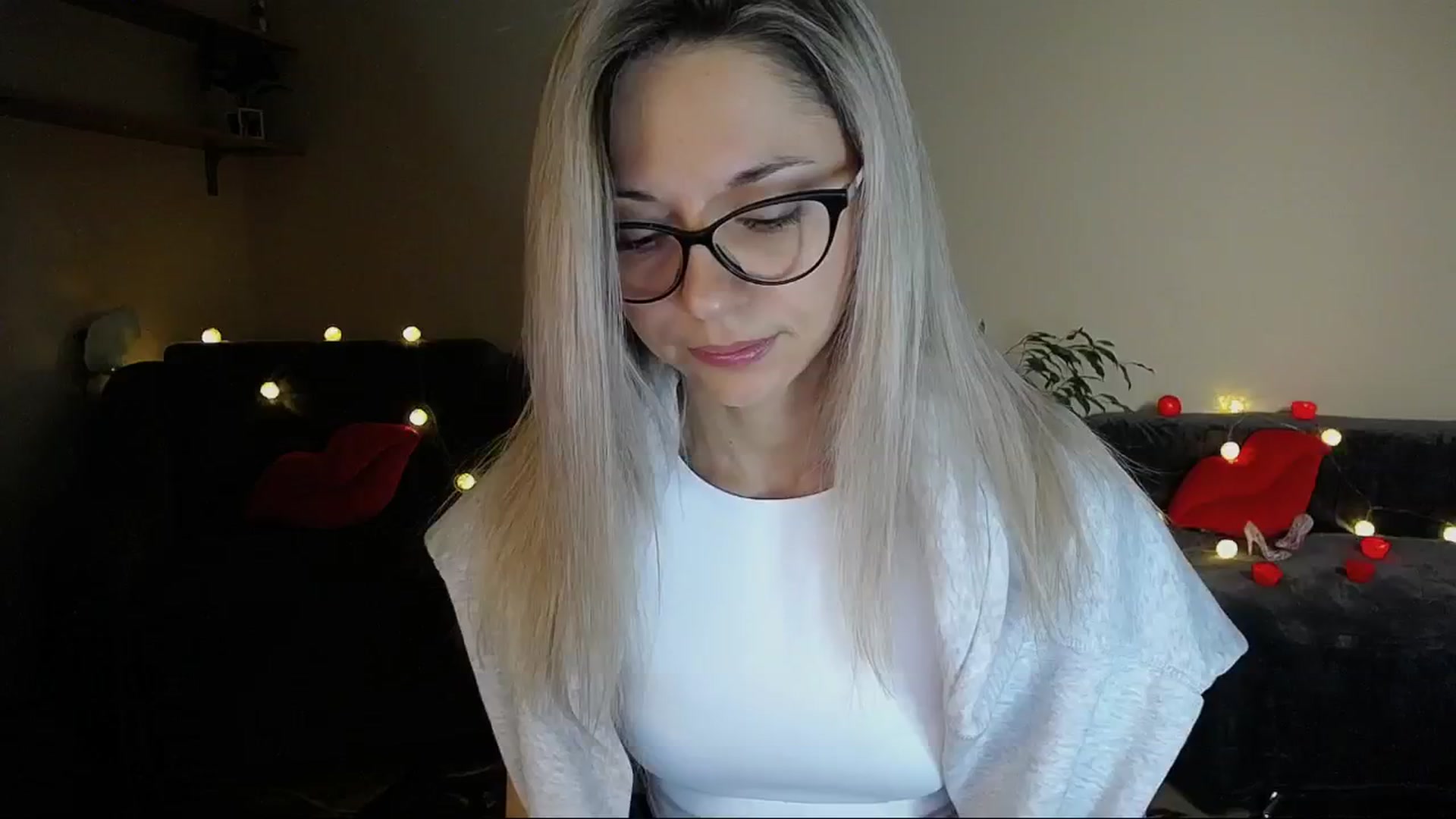 Gallery image thumbnail from Sunshine_alis's myfreecams stream on, 01/20/2025, 17:17 image 3 of 20