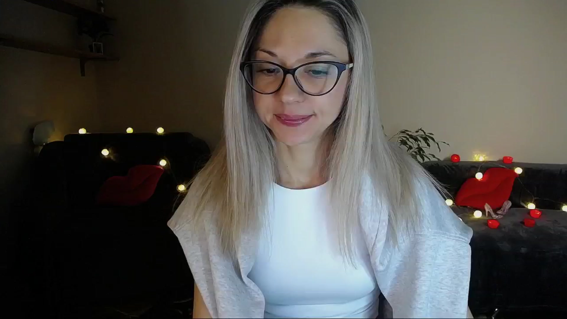 Gallery image thumbnail from Sunshine_alis's myfreecams stream on, 01/20/2025, 17:17 image 2 of 20