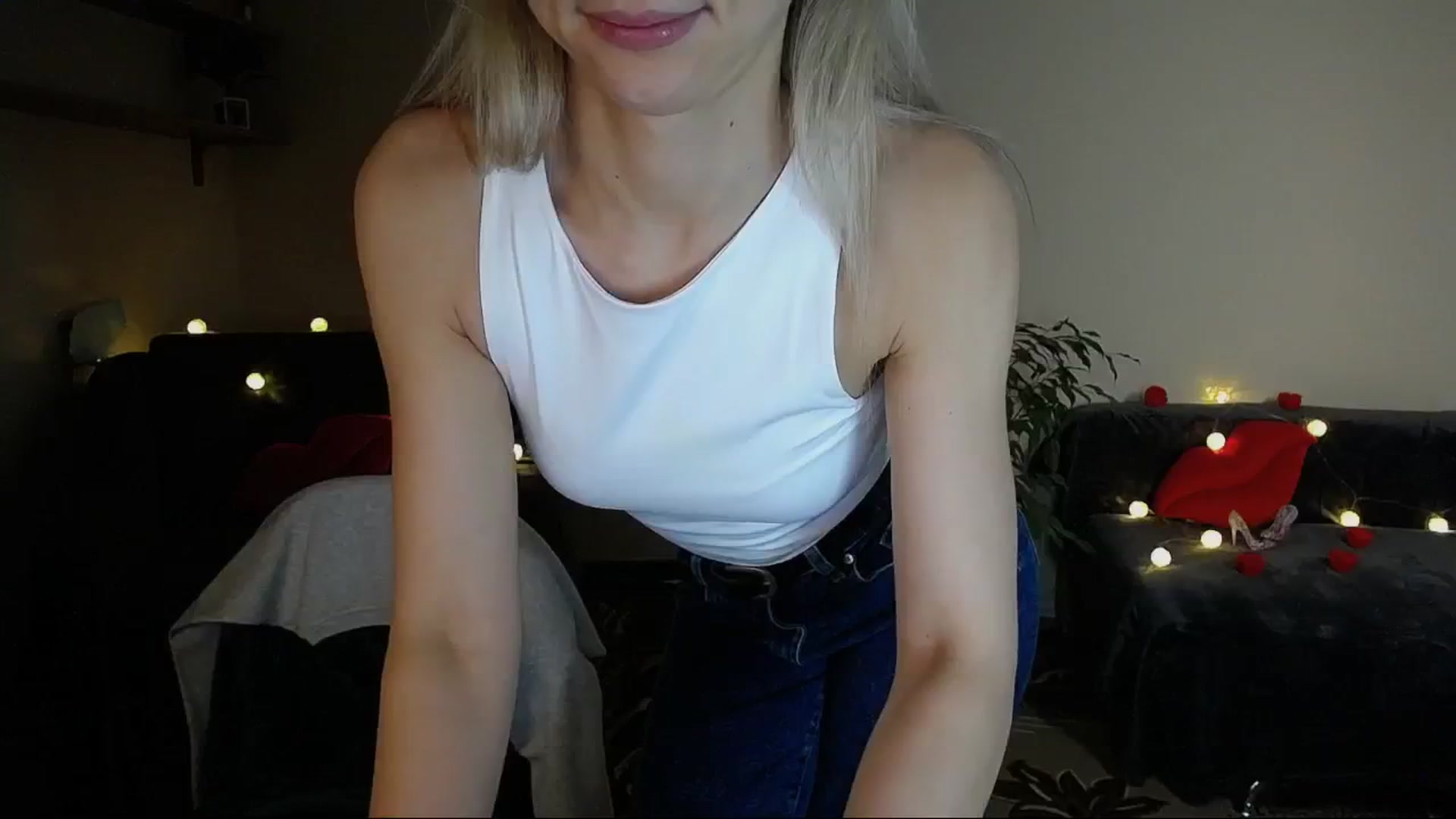 Gallery image thumbnail from Sunshine_alis's myfreecams stream on, 01/20/2025, 19:35 image 5 of 20