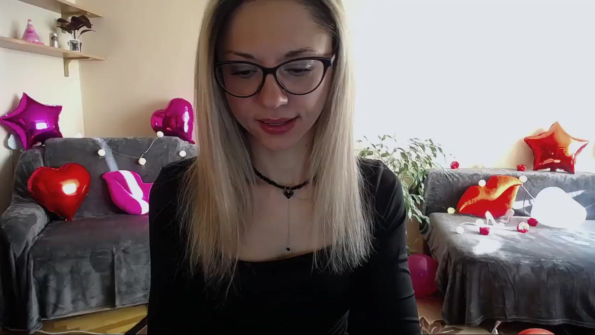Gallery image thumbnail from Sunshine_alis's myfreecams stream on, 02/11/2025, 14:38 image 1 of 20