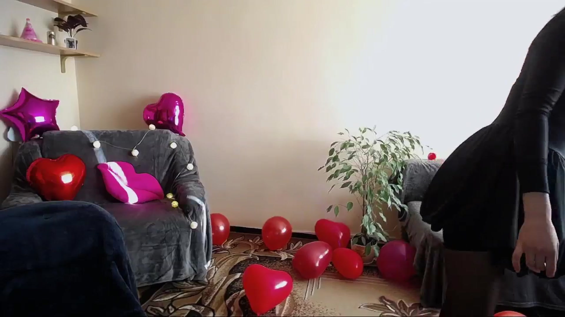 Gallery image thumbnail from Sunshine_alis's myfreecams stream on, 02/11/2025, 14:38 image 2 of 20