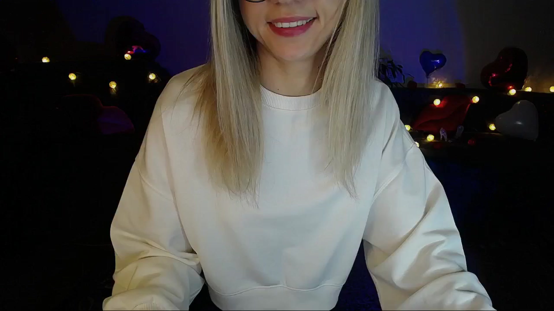 Gallery image thumbnail from Sunshine_alis's myfreecams stream on, 02/19/2025, 16:20 image 19 of 20