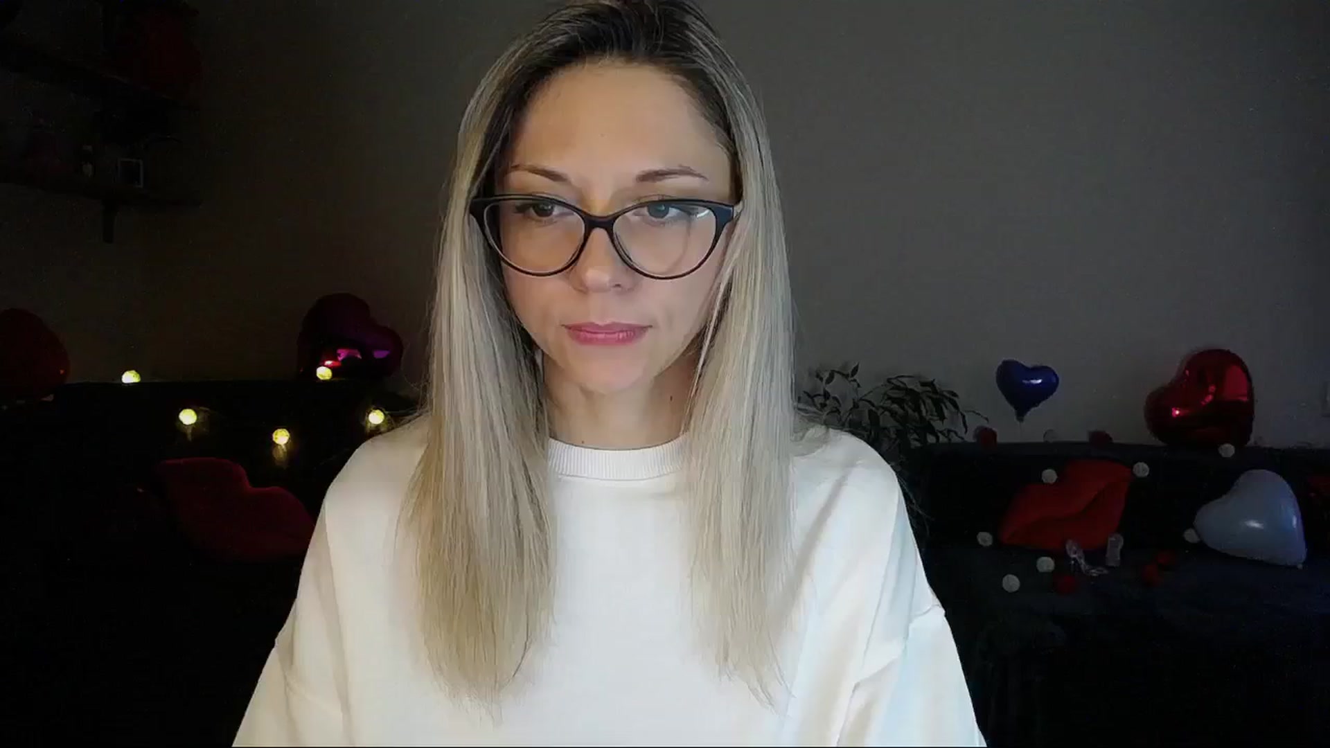Gallery image thumbnail from Sunshine_alis's myfreecams stream on, 02/19/2025, 16:20 image 13 of 20